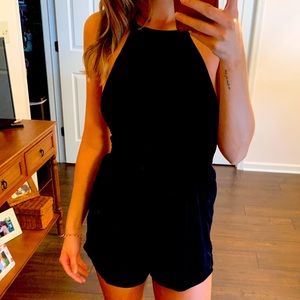 🖤 HIGH NECK BLACK ZIP ROMPER 🖤